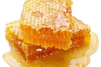 蜂蜜的功效与作用吃法,蜂蜜的功效与作用吃法及禁忌